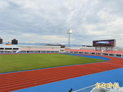 田徑》600天完成！雲林縣立田徑場竣工 壓力測試7/31見真章