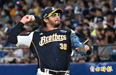 點出羅戈課題！王建民：太倚賴指叉變速球 忽略最佳武器  