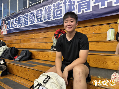 登峰造極籃球賽》林芍彤代班督軍北一女 將旅美所學傳授學妹