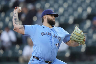 MLB》28億左右開弓砲手回歸！ 藍鳥DFA失落王牌馬諾亞