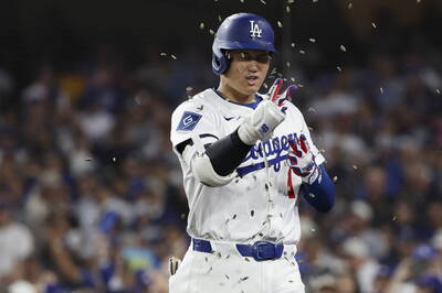 MLB季後賽》大谷翔平首度雙響砲 道奇5轟擊退紅人率先聽牌