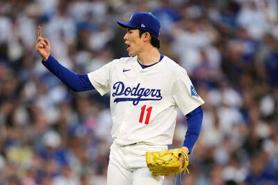MLB季後賽》佐佐木朗希成道奇救星 球評驚：季初還找不到好球帶...