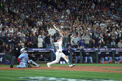 美聯冠軍賽》60轟羅里追平轟、蘇亞雷斯超前滿貫！水手逆轉藍鳥聽牌