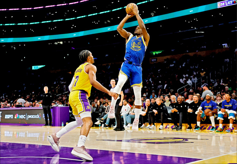 NBA開幕戰 士官長勇開紅盤 NBA開幕戰 士官長勇開紅盤