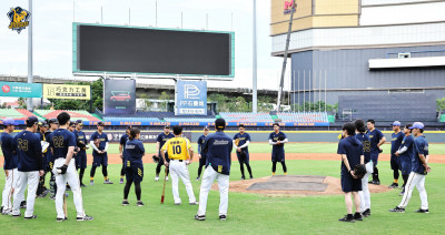 台灣大賽》兄弟一路追趕樂天  平野坦白說「我不太喜歡壓力這個名詞」 台灣大賽》兄弟一路追趕樂天  平野坦白說「我不太喜歡壓力這個名詞」