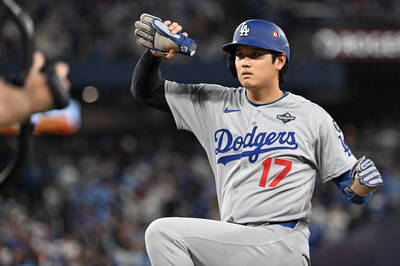 世界大賽》大谷翔平連2戰敲安！ 道奇火力甦醒甩開藍鳥