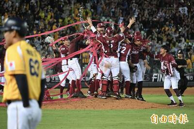 台灣大賽》林泓育延長賽2分砲！樂天連剋兩支季冠軍逆勢奪冠