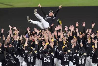 日本大賽》柳田驚天追平彈、野村11局致勝轟 軟銀逆轉勝阪神奪冠