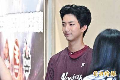 亞職交流賽》鍾亦恩期待第1次穿職棒球衣比賽 希望能展現秋訓成果