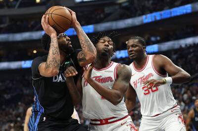 NBA》戴維斯、克里斯蒂聯手飆分 獨行俠止連敗、火箭挑戰5連勝失利