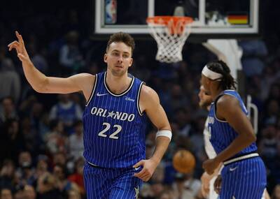 NBA》班切羅、F.華格納攜手砍分 魔術上演逆轉秀擊敗灰熊