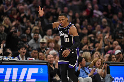 NBA》射手龜！37歲魏少近4戰三分命中率51.7％ 夢迴MVP超狂身手