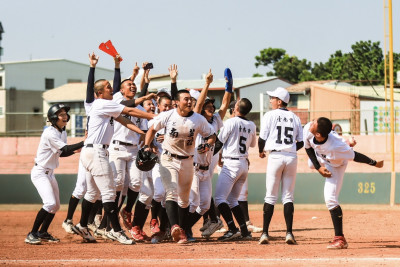 木聯》林鵬偉開轟外帶4打點 南英苦戰8局拿首勝