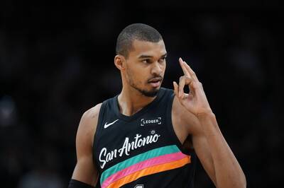 「斑馬」率馬刺四度對雷霆取勝 今日NBA戰績