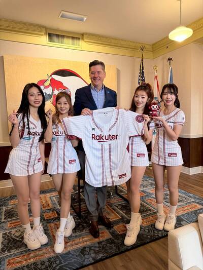 中職》樂天女孩登上國際！ 驚喜合體NBA衛冕軍雷霆啦啦隊