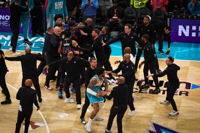 NBA》大場面來了！亂鬥打架釀4人被出場  活塞斬斷黃蜂9連勝