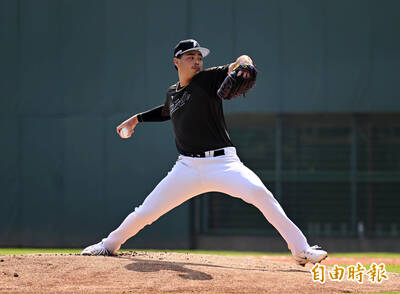 經典賽》旅美強投意外現身大巨蛋 台灣隊曾總解釋原因