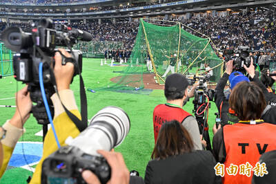 經典賽》大谷賽前練打轟「超特大號彈」  東京巨蛋球迷嚇壞了