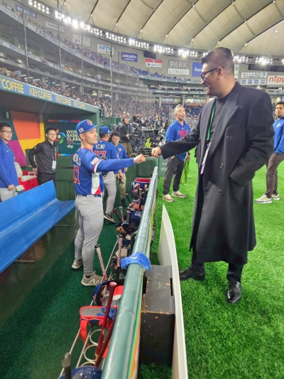 經典賽》「讓台灣球迷感到驕傲的勝利」力克南韓寫歷史 辜仲諒宴請台灣英雄