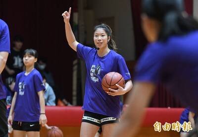 女籃》熱愛台灣小吃！陳紫柔返台碰上經典賽熱潮 沒錯過台韓大戰