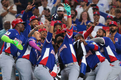 經典賽冠軍大熱門！「無敵艦隊」3戰狂轟34分3連勝晉級8強