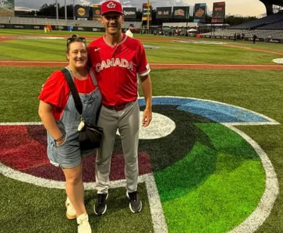 經典賽》「在波多黎各擊敗波多黎各」 布雷克裱框經典加國戰袍