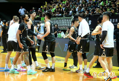 TPBL總冠軍賽》又是奧帝的關鍵罰球！國王險勝夢想家聽牌