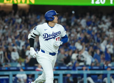 MLB》 生涯300轟M5！大谷翔平夯出怪力彈 近6場狂敲4轟