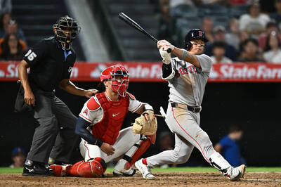 MLB》台灣好手鄭宗哲生涯首度單場雙安 助紅襪賞天使6連敗