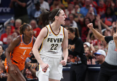 P:0:WNBA》狂熱飆出隊史新高123分 克拉克又寫歷史第一人紀錄
