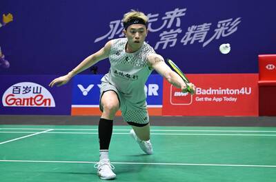 中國賽》林俊易直落二解決中國好手 4強上演台灣內戰對決周天成