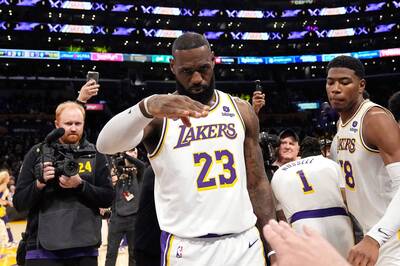 NBA》詹姆斯改打專職控球 七六人全新先發布陣曝光