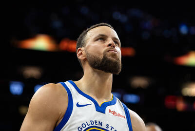 NBA》吃定了柯瑞的忠誠而不積極補強？美媒批：換成詹皇早就跑了