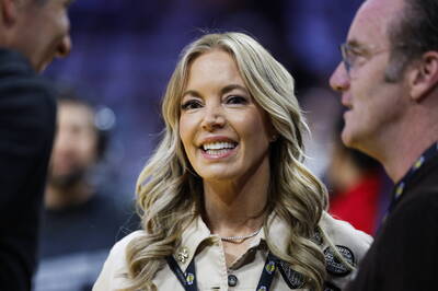 NBA》湖人巴斯家族時代告終？傳將出售剩餘股份 珍妮巴斯被迫下台