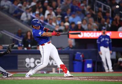 MLB》夯第33轟！19億強打岡本和真創日本首人偉業 教頭讚：超乎預期