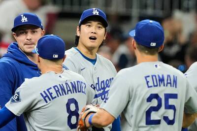 MLB季後賽》大谷翔平涼到爆躺贏！宇宙道奇恐怖火力創史上最狂紀錄