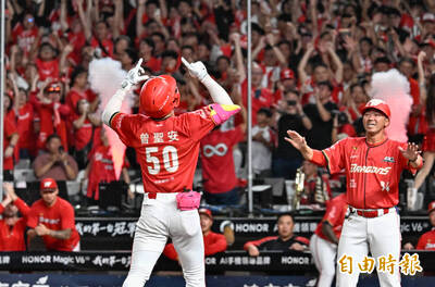 台灣大賽》不思議逆轉3分彈！ 味全龍20歲大物寫高懸36年難得紀錄