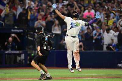 MLB》不滿光芒重砲開轟繞壘38.66秒太誇張 美主持人批令人反感