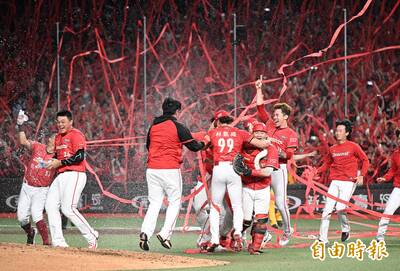 台灣大賽》味全龍「三封」兄弟寫紀錄！隊史第6冠到手
