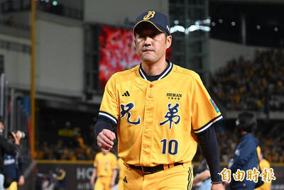 台灣大賽》兄弟最後1出局未挑戰！象迷不解：沒想到平野直接放棄...