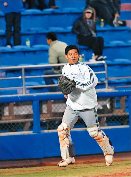 陳峰民開除道奇賽林泓育入替蹲捕 自由體育