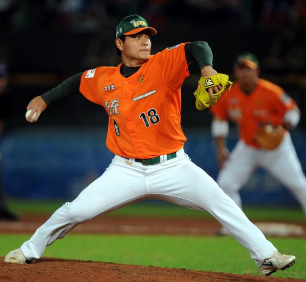 潘威倫的月薪居聯盟第二，統一獅球隊的平均月薪是唯一超過14萬的球隊。（資料照片，記者林正堃攝）