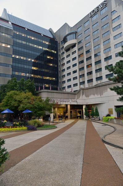 他涉嫌破壞飯店內財物,並觸動火災警鈴。(法新社) 他涉嫌破壞飯店內財物,並觸動火災警鈴。(法新社)