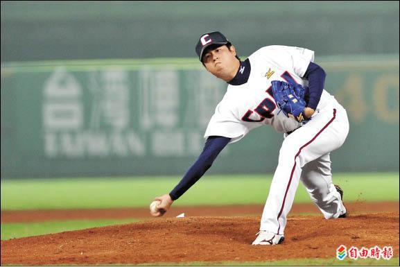 中職紅隊先發投手陳正達主投5局無失分,紅隊拿下二連勝。(記者廖耀東攝) 中職紅隊先發投手陳正達主投5局無失分,紅隊拿下二連勝。(記者廖耀東攝)