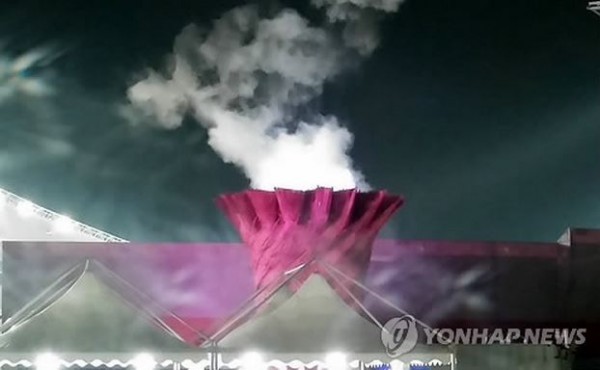 本屆亞運頻頻出包,南韓媒體列出10大罪狀,其中聖火離奇熄滅更是引起國際笑話。(圖擷取自韓聯社) 本屆亞運頻頻出包,南韓媒體列出10大罪狀,其中聖火離奇熄滅更是引起國際笑話。(圖擷取自韓聯社)
