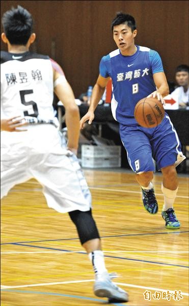 台藝大邱柏彰。(記者黃志源攝) 台藝大邱柏彰。(記者黃志源攝)