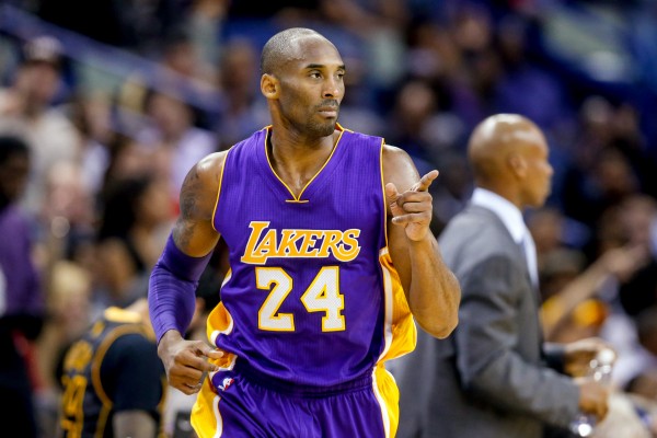 老大Kobe求勝慾望相當明顯,半場就繳出16分、2助攻。(USA TODAY Sports) 老大Kobe求勝慾望相當明顯,半場就繳出16分、2助攻。(USA TODAY Sports)