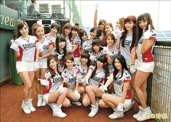 Lamigirls出席熱身賽,比照例行賽流程做實戰操練。(記者張嘉明攝) Lamigirls出席熱身賽,比照例行賽流程做實戰操練。(記者張嘉明攝)