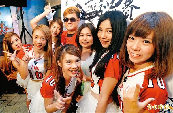 桃猿將赴石垣島與羅德進行交流戰,LamiGirls也將跨海加油。(記者林正堃攝) 桃猿將赴石垣島與羅德進行交流戰,LamiGirls也將跨海加油。(記者林正堃攝)