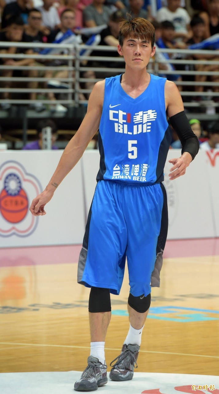 瓊斯盃Live》劉錚外線狂飆 台灣力退俄羅斯 - 自由體育